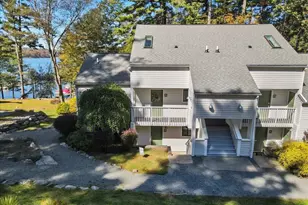 605 Waterview Ln, Greentown, PA 18426 - Photo 3