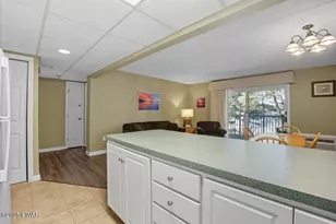 605 Waterview Ln, Greentown, PA 18426 - Photo 13