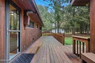 1236 Pocono Dr, Gouldsboro, PA 18424 - Photo 5