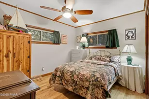 1236 Pocono Dr, Gouldsboro, PA 18424 - Photo 15