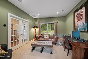 321 Hemlock Dr, Lake Ariel, PA 18436 - Photo 19