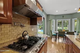 321 Hemlock Dr, Lake Ariel, PA 18436 - Photo 13