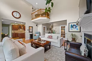 321 Hemlock Dr, Lake Ariel, PA 18436 - Photo 9