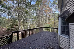 334 Surrey Dr, Lords Valley, PA 18428 - Photo 9