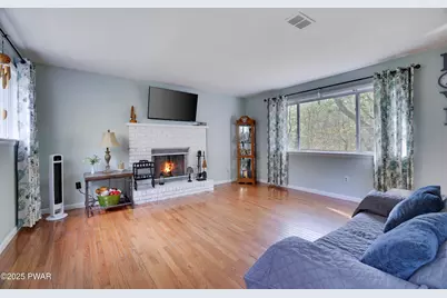 137 Brownstone Drive, Milford, PA 18337 - Photo 7