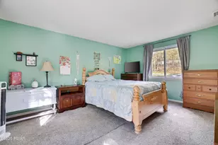 137 Brownstone Dr, Milford, PA 18337 - Photo 23