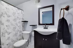 137 Brownstone Dr, Milford, PA 18337 - Photo 17