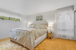 1045 Mountain Top Dr, Lake Ariel, PA 18436 - Photo 27