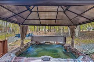 1045 Mountain Top Dr, Lake Ariel, PA 18436 - Photo 51