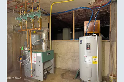 784 Purdytown Turnpike, Lakeville, PA 18438 - Photo 37