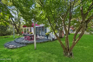 208 E High St, Milford, PA 18337 - Photo 17