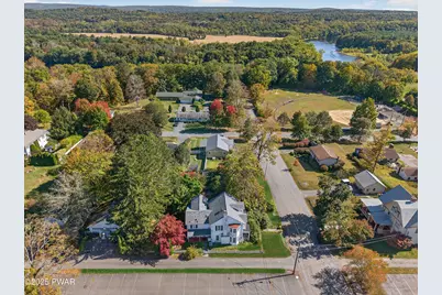 208 E High Street, Milford, PA 18337 - Photo 11