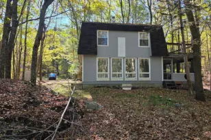 112 Bluestone Dr, Lords Valley, PA 18428 - Photo 3