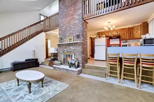 385 Saunders Dr, Bushkill, PA 18324 - Photo 7