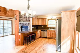 458 Lakeside Dr, Lakeville, PA 18438 - Photo 11