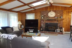 120 Wintergreen Cir, Greentown, PA 18426 - Photo 9