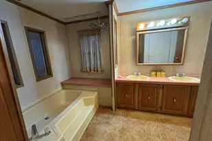 2195 Creamton Dr, Lakewood, PA 18439 - Photo 9