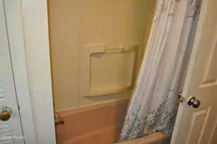 [Address not provided], Wilkes-Barre, PA 18702 - Photo 17