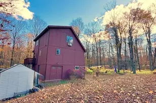 1008 Woodstone Rd, Newfoundland, PA 18445 - Photo 25