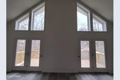 4409 Middleton Drive, Milford, PA 18337 - Photo 5