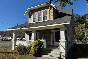 136 Willow Ave, Honesdale, PA 18431 - Photo 3