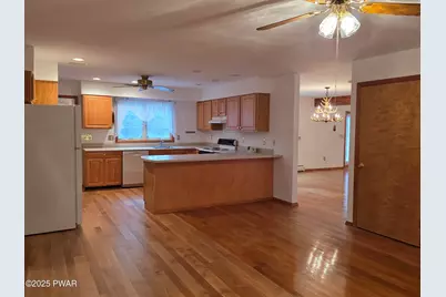 202 Spruce Lake Drive, Milford, PA 18337 - Photo 7