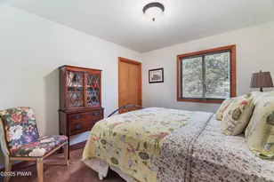 3176 Bluebird Dr, Bushkill, PA 18324 - Photo 35