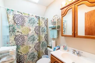 342 Lake Russell Rd, Greentown, PA 18426 - Photo 17