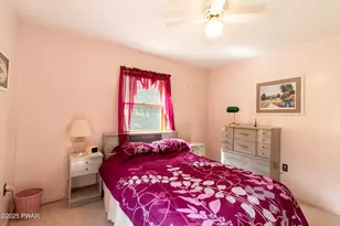 342 Lake Russell Rd, Greentown, PA 18426 - Photo 13