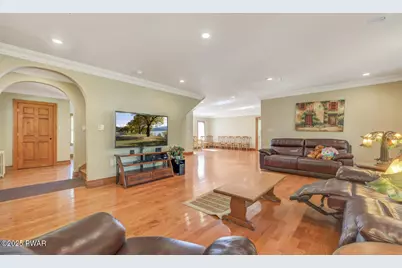 1015 Route 390, Greentown, PA 18426 - Photo 17