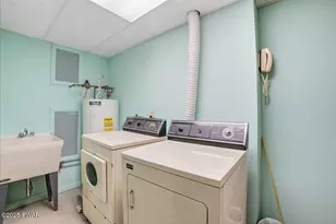 115 Canyon Dr, Lords Valley, PA 18428 - Photo 39