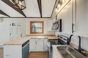 116 Rodeo Dr, Hawley, PA 18428 - Photo 23