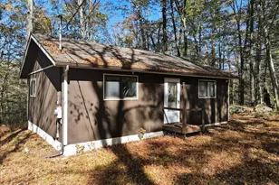 111 Chestnuthill Dr, Lake Ariel, PA 18436 - Photo 3