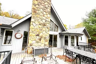 122 Waterfront Dr, Greentown, PA 18426 - Photo 51