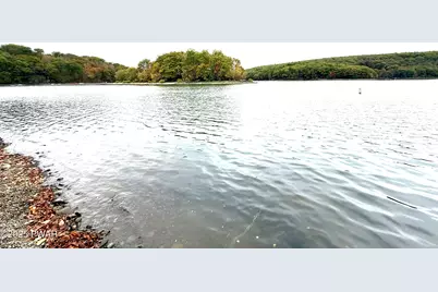 122 Waterfront Drive, Greentown, PA 18426 - Photo 15