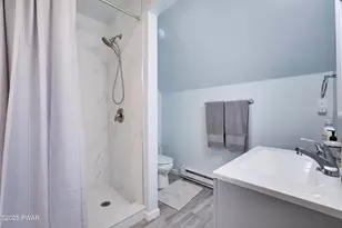 1874 Windemere Ln, Lake Ariel, PA 18436 - Photo 15