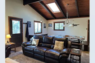 101 Bear Trap Mountain Road, Greentown, PA 18426 - Photo 11