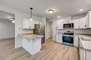 1081 Lakeland Dr, Lake Ariel, PA 18436 - Photo 19