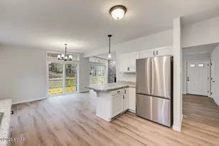 1081 Lakeland Dr, Lake Ariel, PA 18436 - Photo 27