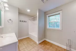 121 Johnsons Dr, Dingmans Ferry, PA 18328 - Photo 23