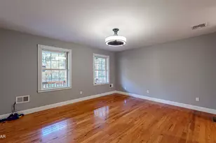 121 Johnsons Dr, Dingmans Ferry, PA 18328 - Photo 11