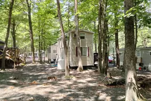 105 Mountain Glen Dr, Milford, PA 18337 - Photo 3