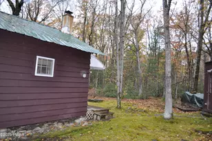 19-C-881 Whispering Pines, Hawley, PA 18428 - Photo 25