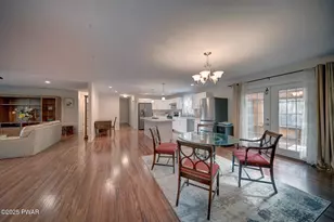 226 Well Rd, Greeley, PA 18425 - Photo 9