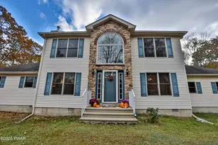 119 Harmony Dr, Hawley, PA 18428 - Photo 7