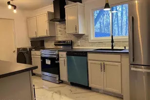 121 Ledge View Dr, Hawley, PA 18428 - Photo 5