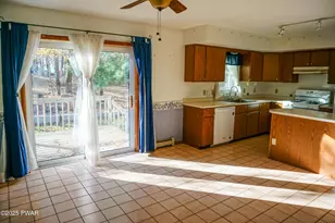 199 Hawthorne Dr, Milford, PA 18337 - Photo 3