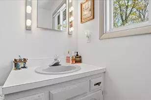 529 Forest Dr, Lords Valley, PA 18438 - Photo 35