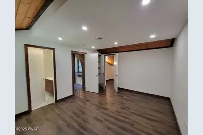 560 Rt 739, Hawley, PA 18428 - Photo 37