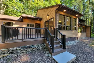 560 Rt 739, Hawley, PA 18428 - Photo 3